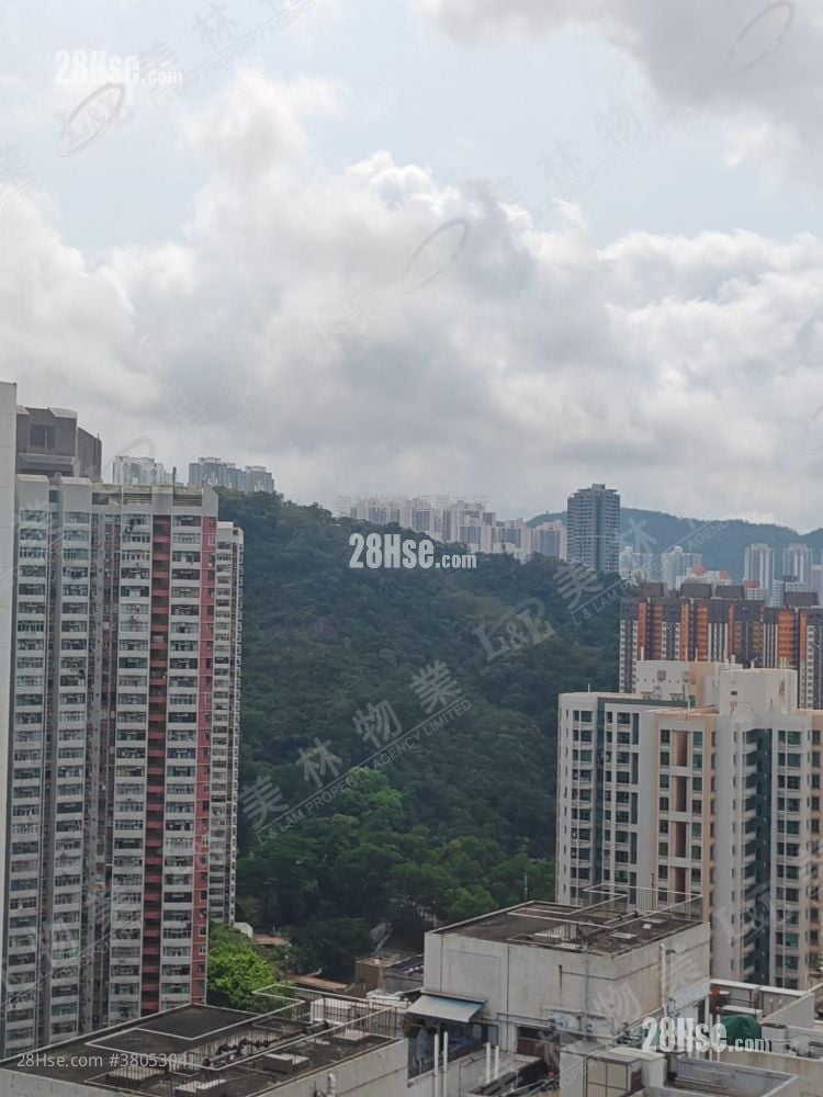 Tak Bo Garden Sell 1 Bedroom , 1 Bathroom 282 ft²