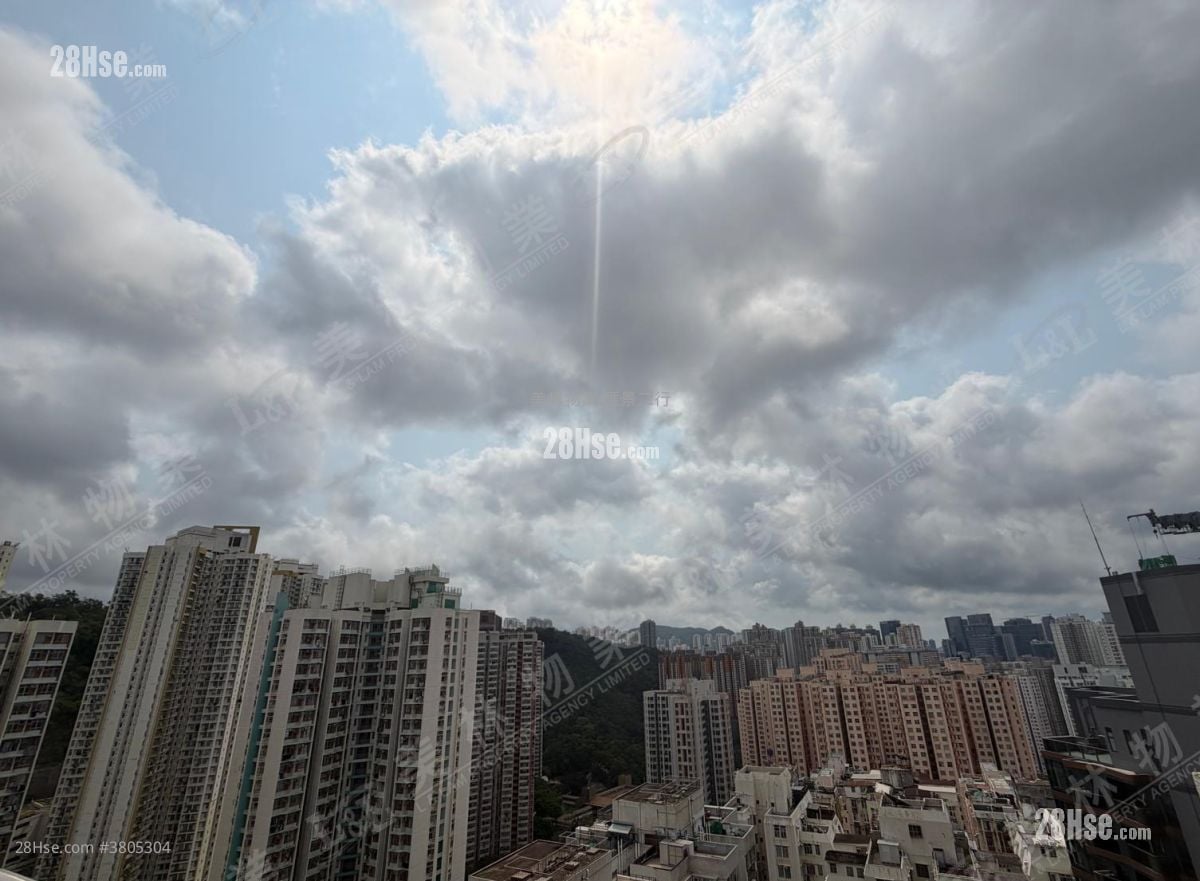 Tak Bo Garden Sell 1 Bedroom , 1 Bathroom 282 ft²