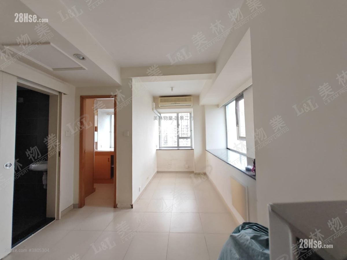 Tak Bo Garden Sell 1 Bedroom , 1 Bathroom 282 ft²