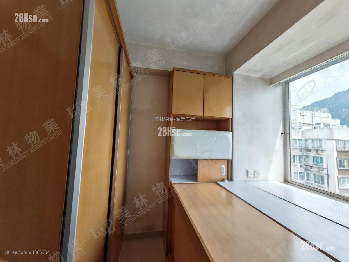 Tak Bo Garden Sell 1 Bedroom , 1 Bathroom 282 ft²