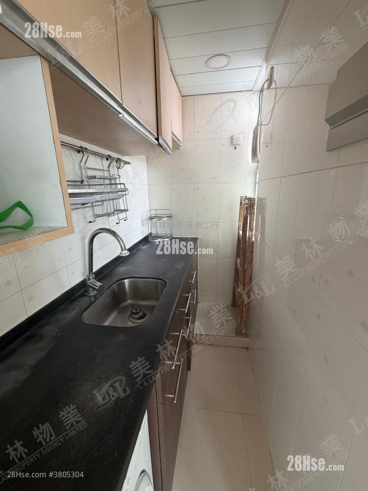 Tak Bo Garden Sell 1 Bedroom , 1 Bathroom 282 ft²