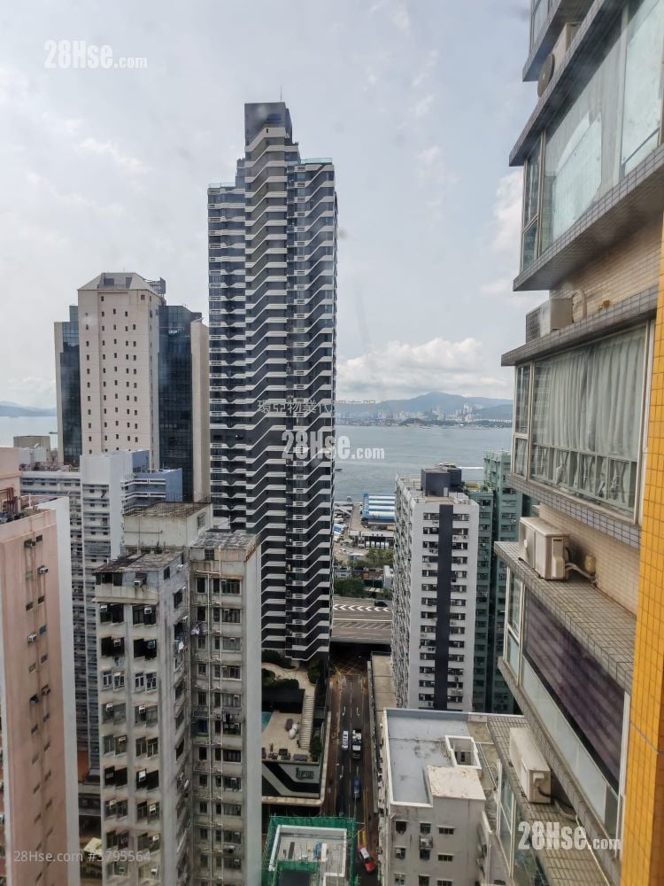 Grand Scholar Rental 2 Bedrooms , 1 Bathroom 440 ft²