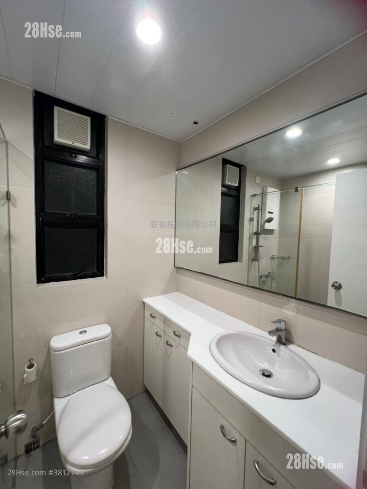 St. Louis Mansion Rental Studio , 1 Bathroom 318 ft²