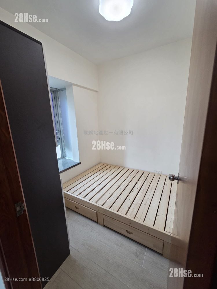 Fa Yuen Plaza Rental 2 Bedrooms , 1 Bathroom 322 ft²
