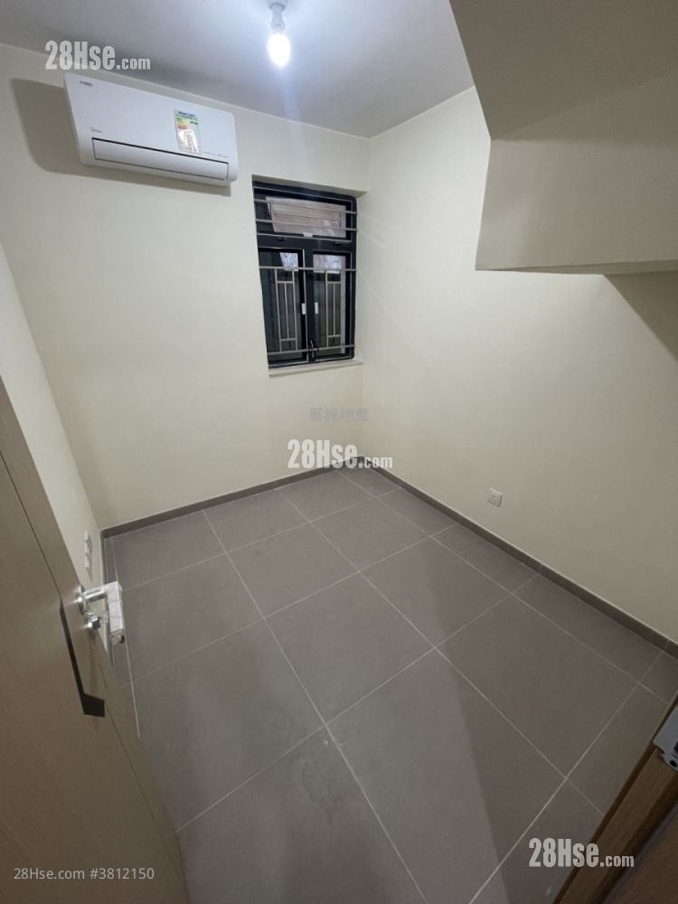 Village Rental 1 Bedroom , 1 Bathroom 350 ft²