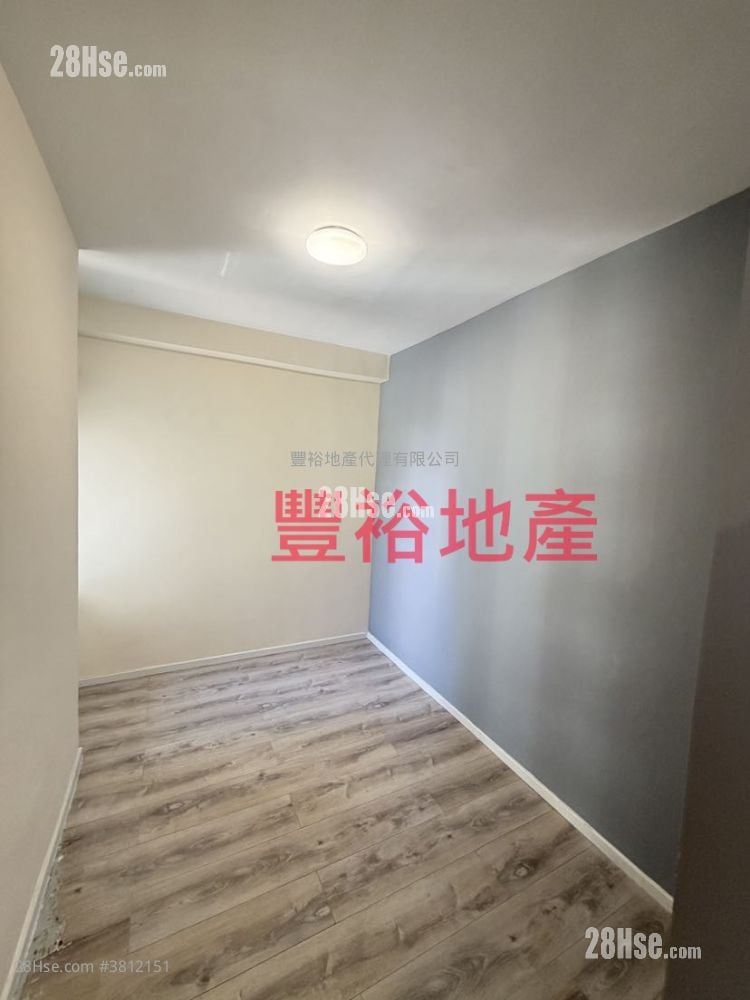 新葵芳花园 租盘 400 平方尺