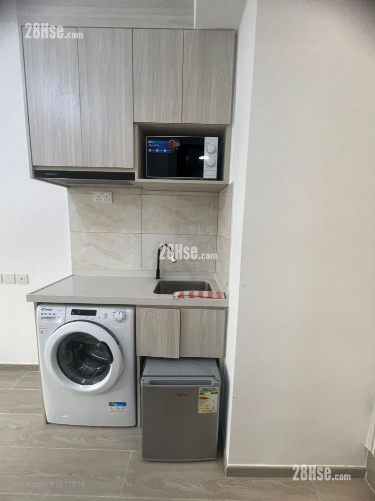 新兴大厦 租盘 开放式间隔 , 1 浴室 140 平方尺