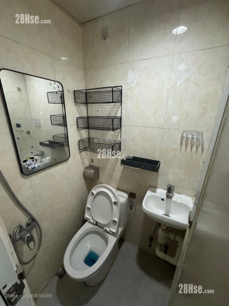 Chung Mei Building Rental 1 Bedroom 160 ft²