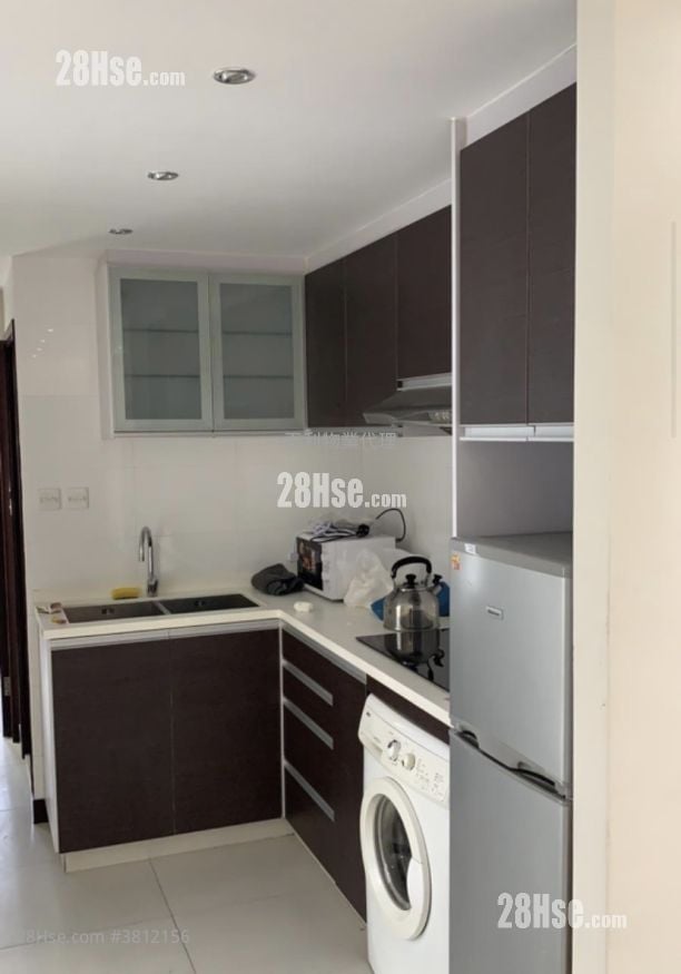 半岛大厦 售盘 3 房 , 2 浴室 734 平方尺