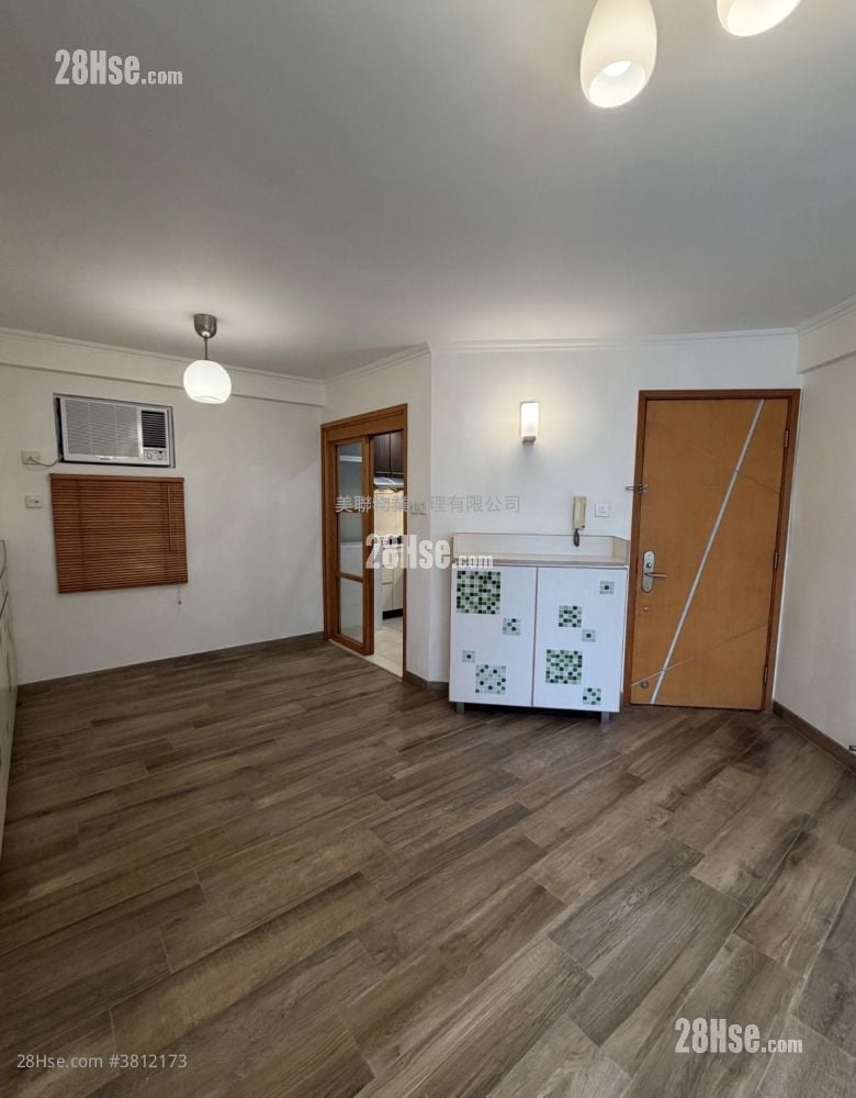 丽港城 租盘 2 房 , 1 浴室 517 平方尺