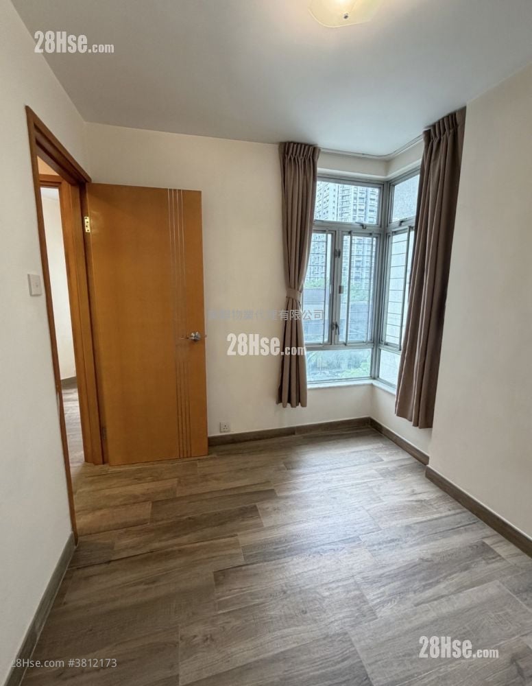 丽港城 租盘 2 房 , 1 浴室 517 平方尺