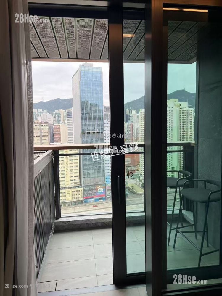 Cullinan Sky Sell 2 Bedrooms , 1 Bathroom 467 ft²