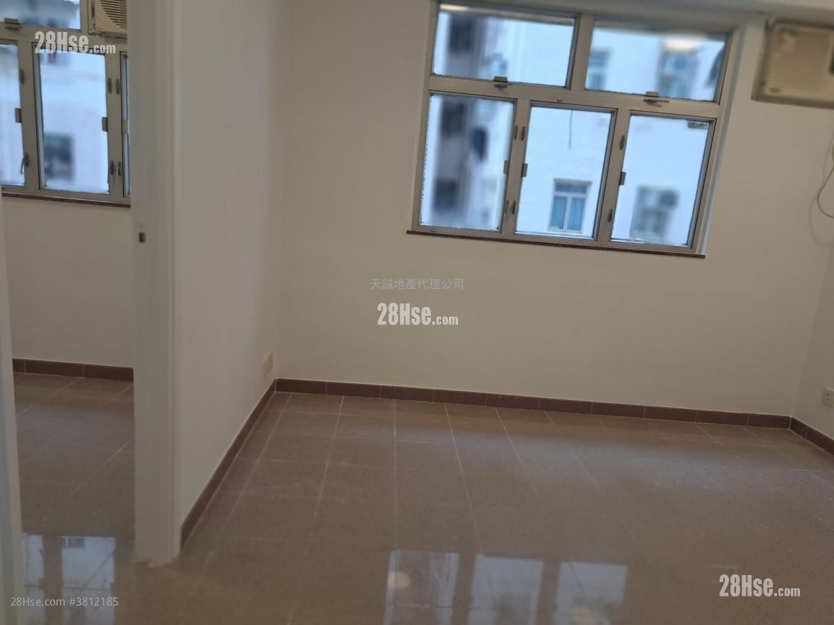 聯益泰大廈 租盤 2 房 , 1 浴室 305 平方呎