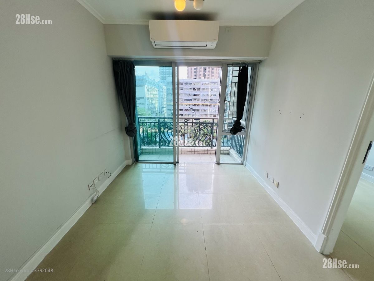 Sky Tower Sell 2 Bedrooms , 1 Bathroom 452 ft²