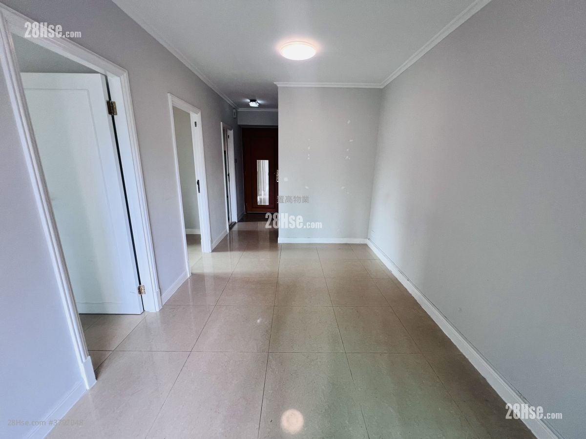 Sky Tower Sell 2 Bedrooms , 1 Bathroom 452 ft²