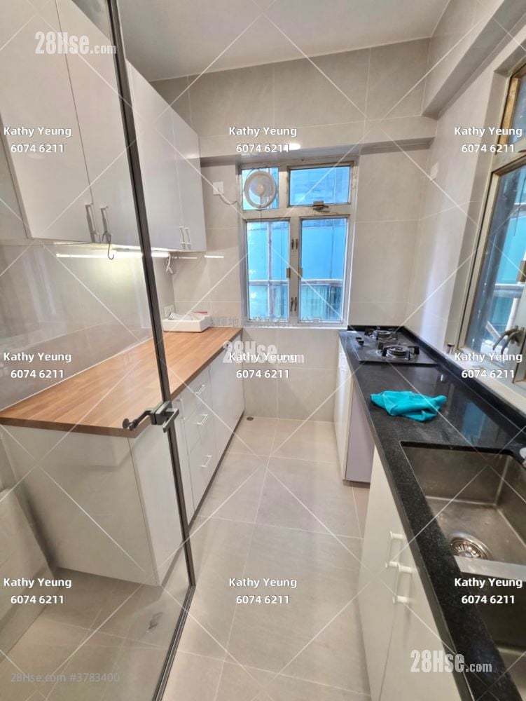 柯士甸道106-108號 Rental 3 Bedrooms , 2 Bathrooms 662 ft²