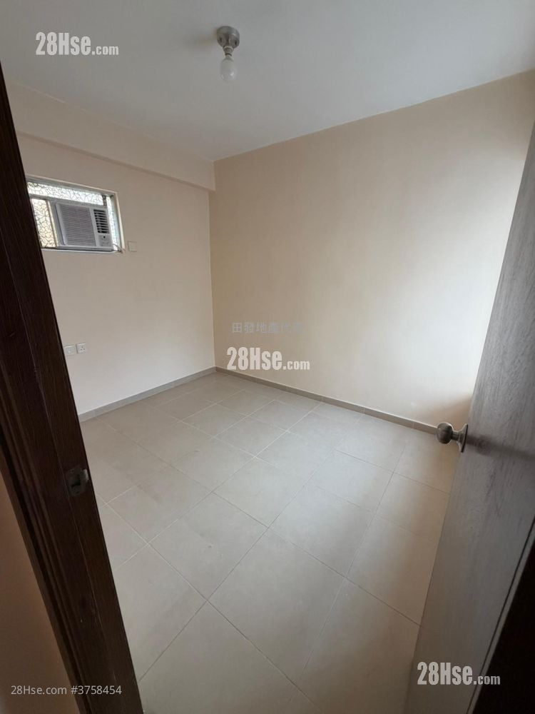 Broadview Garden Sell 2 Bedrooms 504 ft²