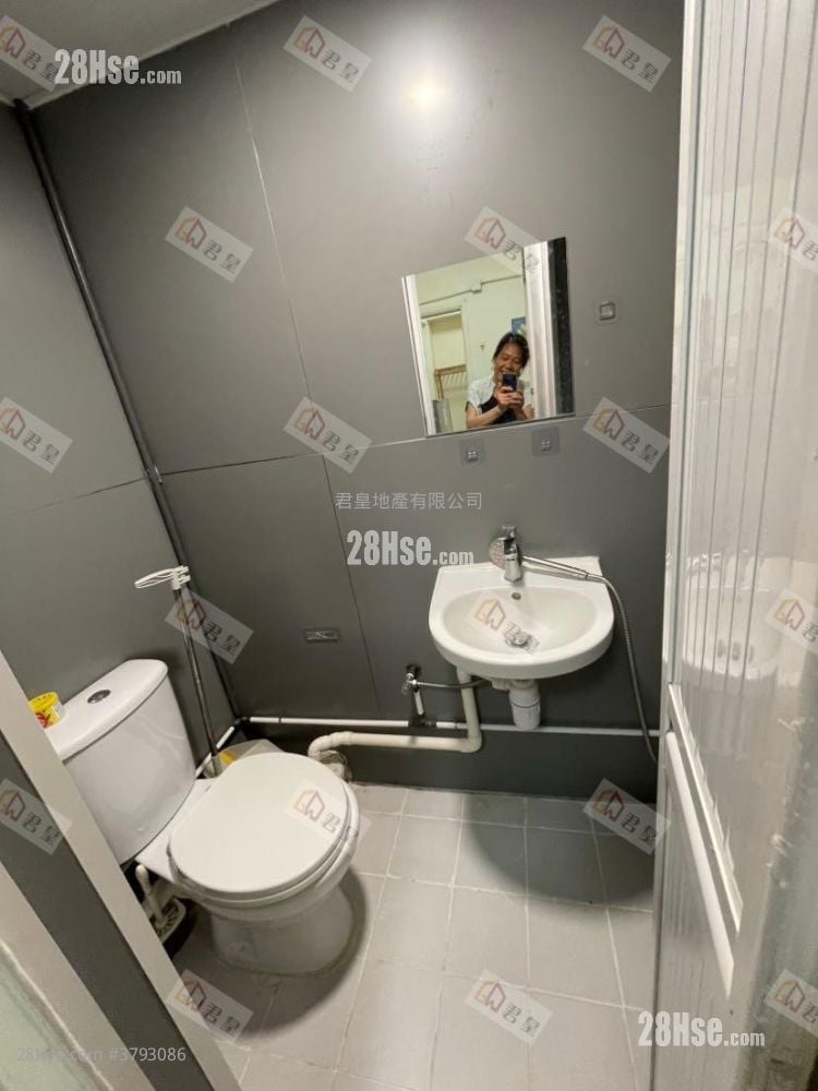 Lee Wah Building Rental 1 Bedroom , 1 Bathroom 140 ft²