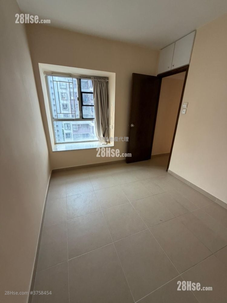 Broadview Garden Sell 2 Bedrooms 504 ft²