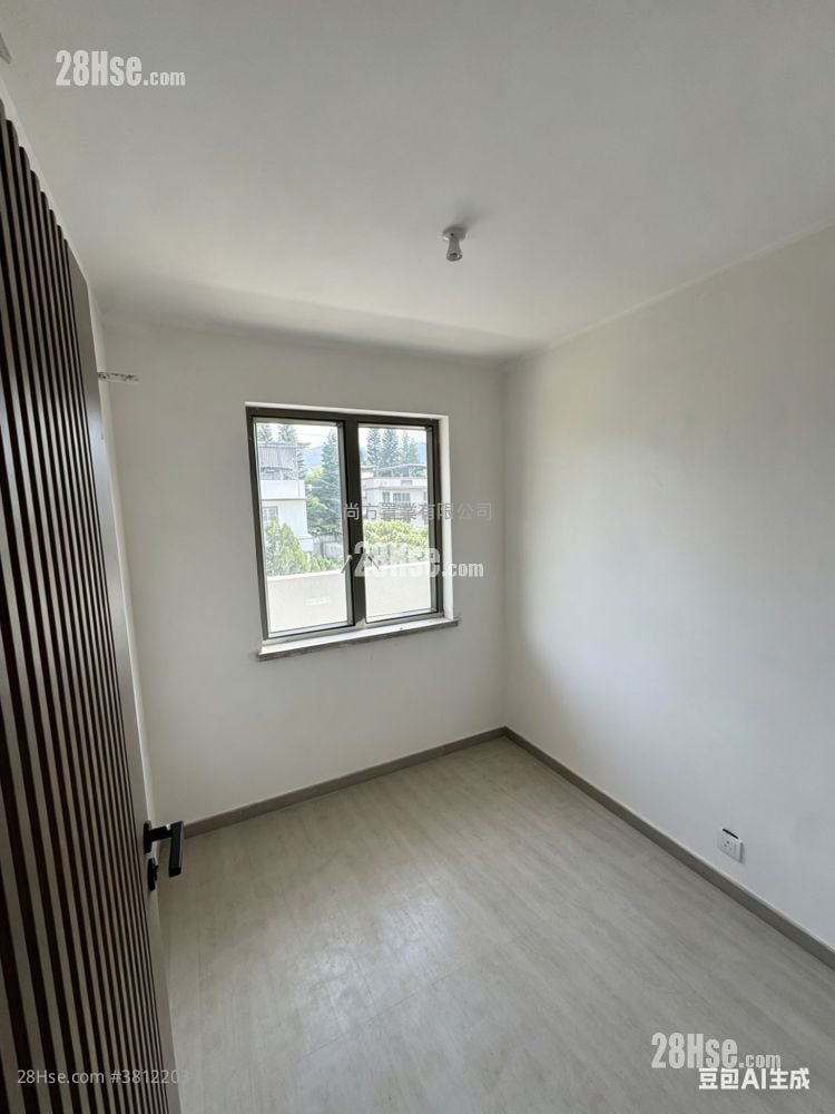 Village Sell 3 Bedrooms , 2 Bathrooms 700 ft²