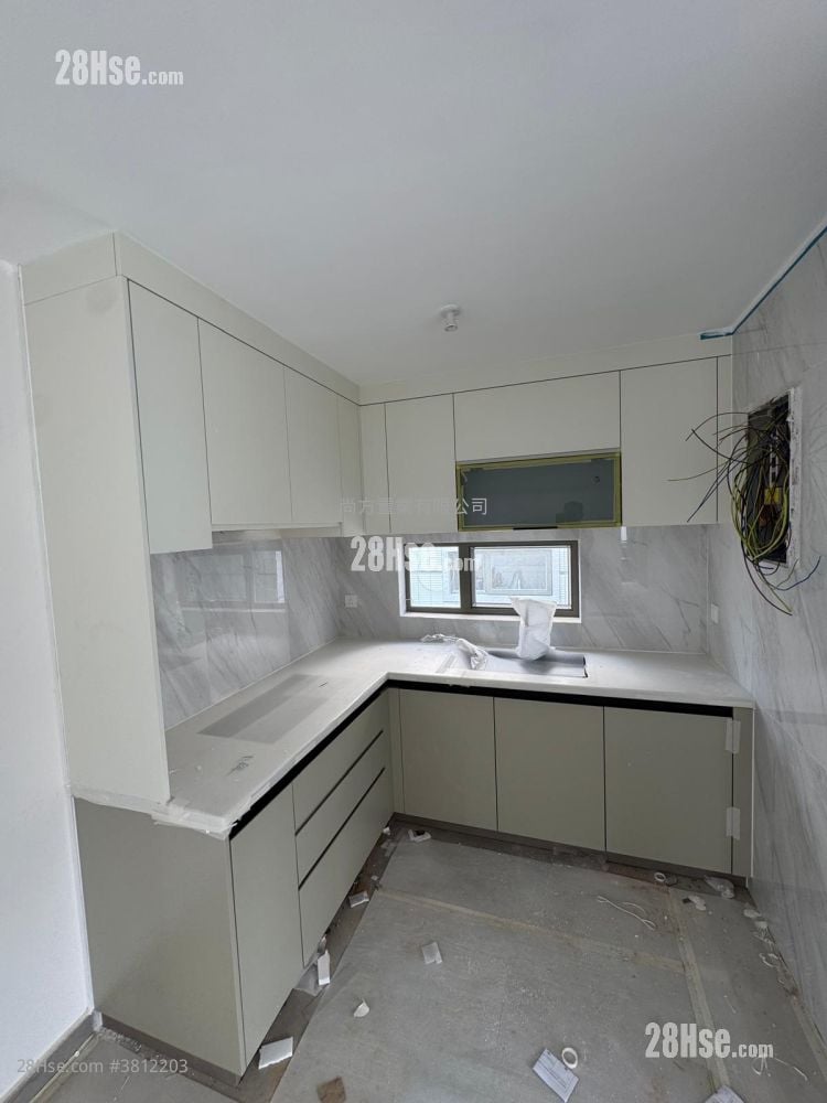 Village Sell 3 Bedrooms , 2 Bathrooms 700 ft²