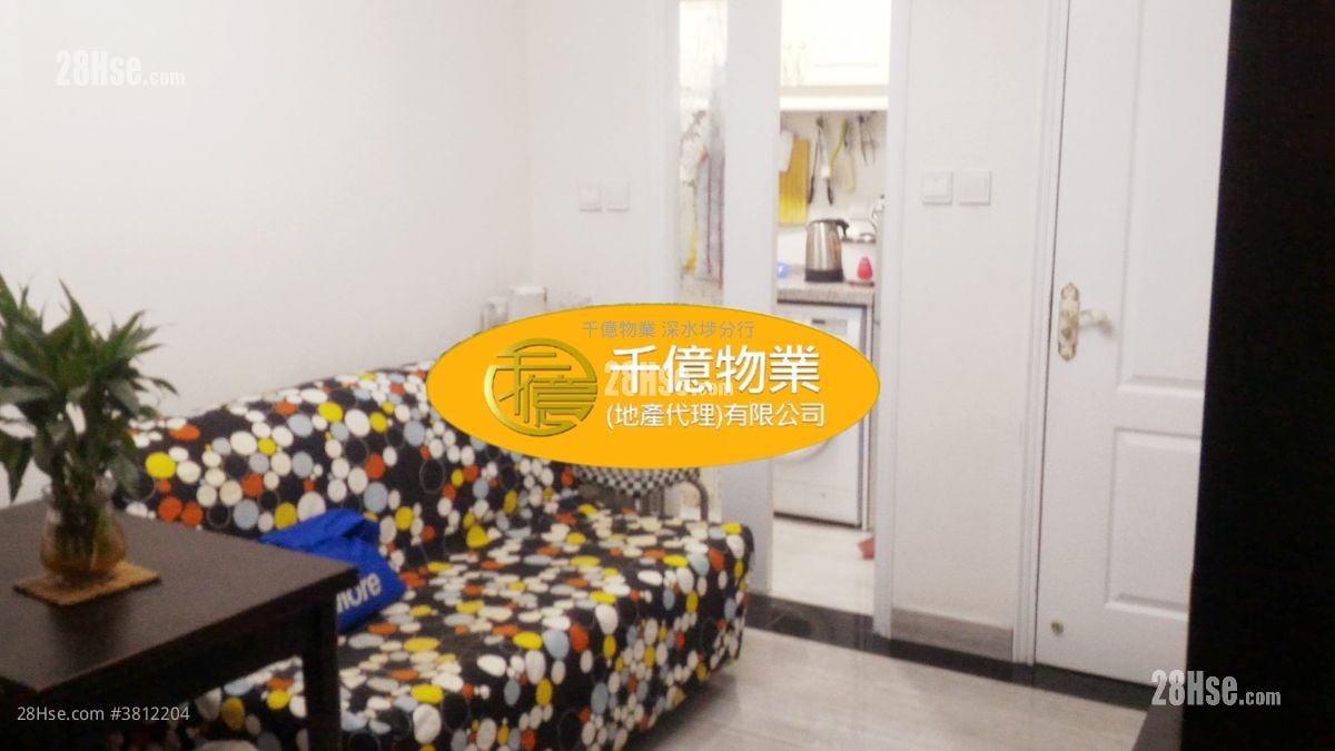 Golden Court Sell 2 Bedrooms 329 ft²