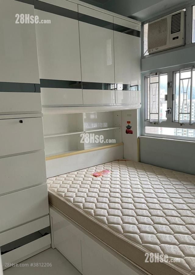 Ming Nga Court Sell 2 Bedrooms , 1 Bathroom 338 ft²