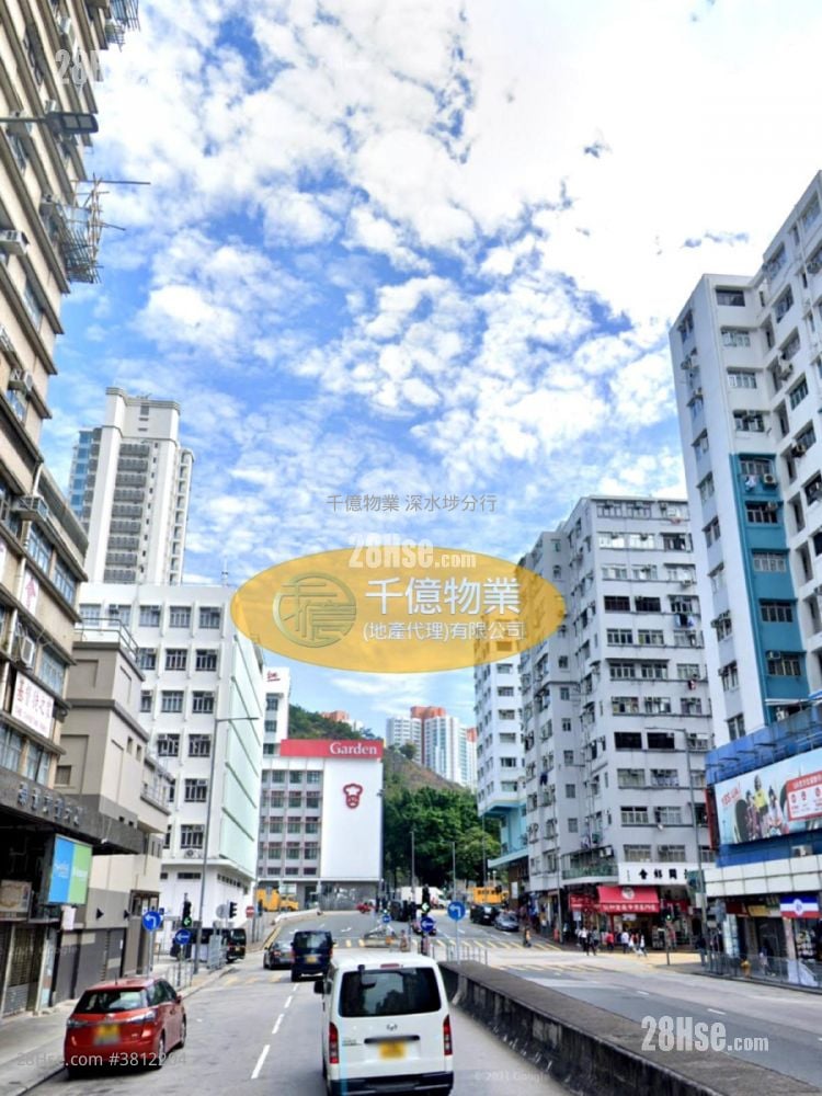 Golden Court Sell 2 Bedrooms 329 ft²