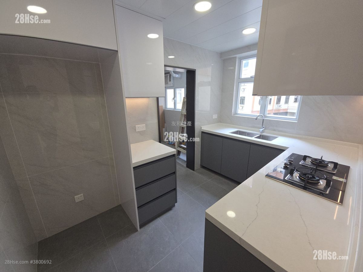 龙翔苑 租盘 3 房 , 2 浴室 1,204 平方尺