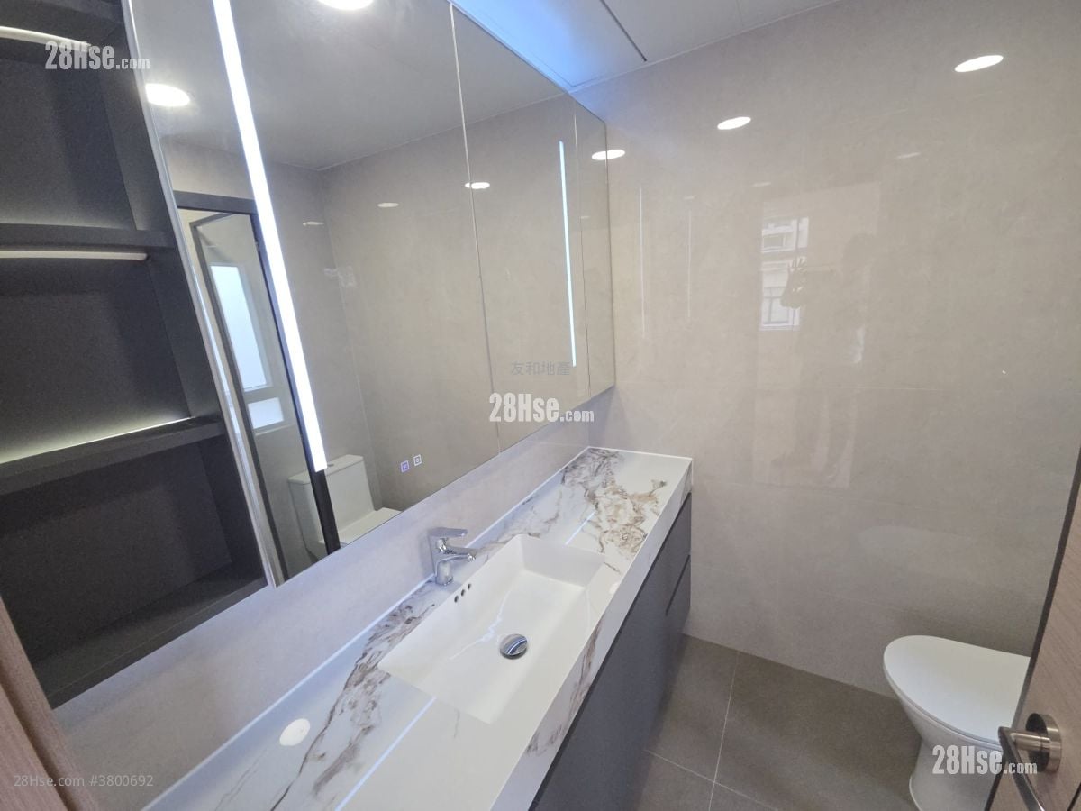 龙翔苑 租盘 3 房 , 2 浴室 1,204 平方尺