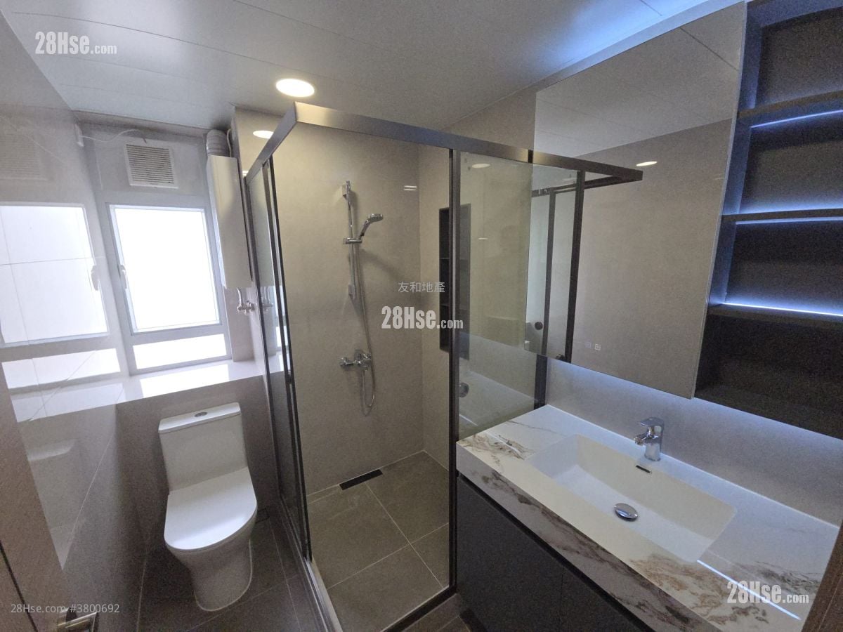 龙翔苑 租盘 3 房 , 2 浴室 1,204 平方尺