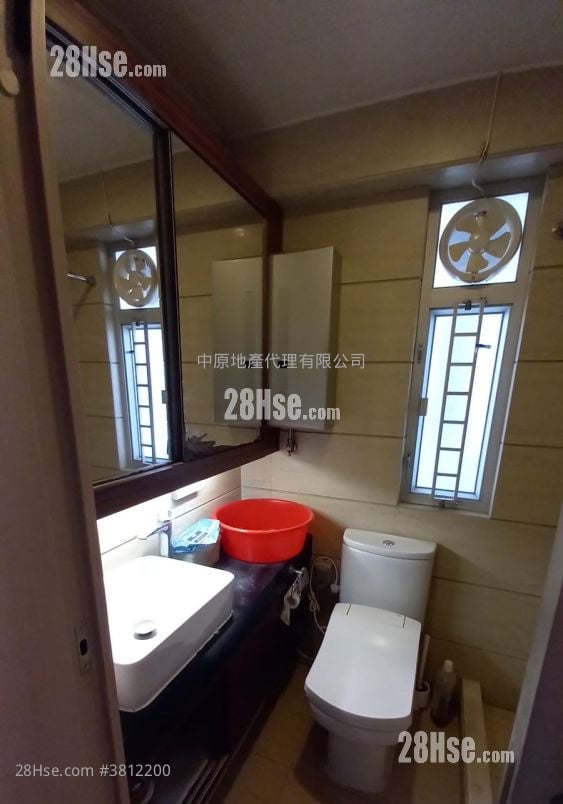 Kornhill Garden Sell 3 Bedrooms 592 ft²