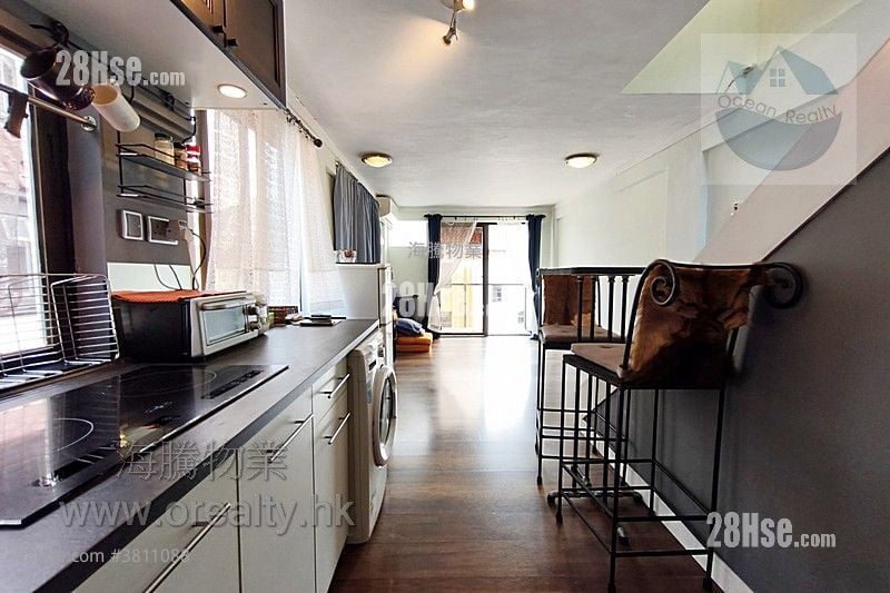 Village Sell 1 Bedroom , 1 Bathroom 425 ft²