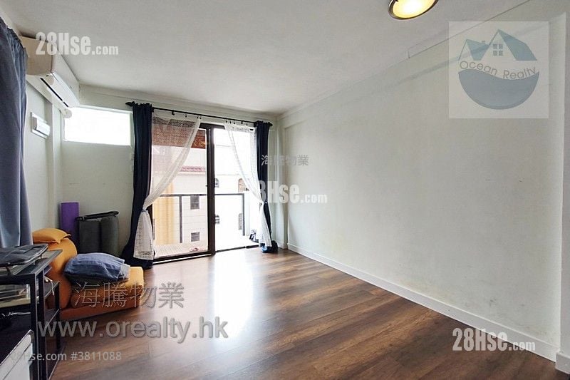 Village Sell 1 Bedroom , 1 Bathroom 425 ft²