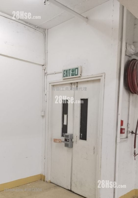 Young Ya Industrial Building Rental 1 Bedroom , 1 Toilet