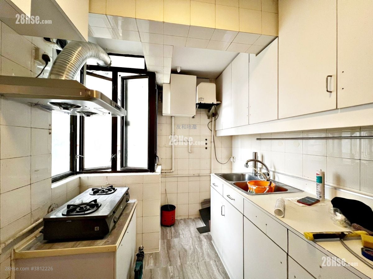 巴富花園 租盤 3 房 , 2 浴室 812 平方呎