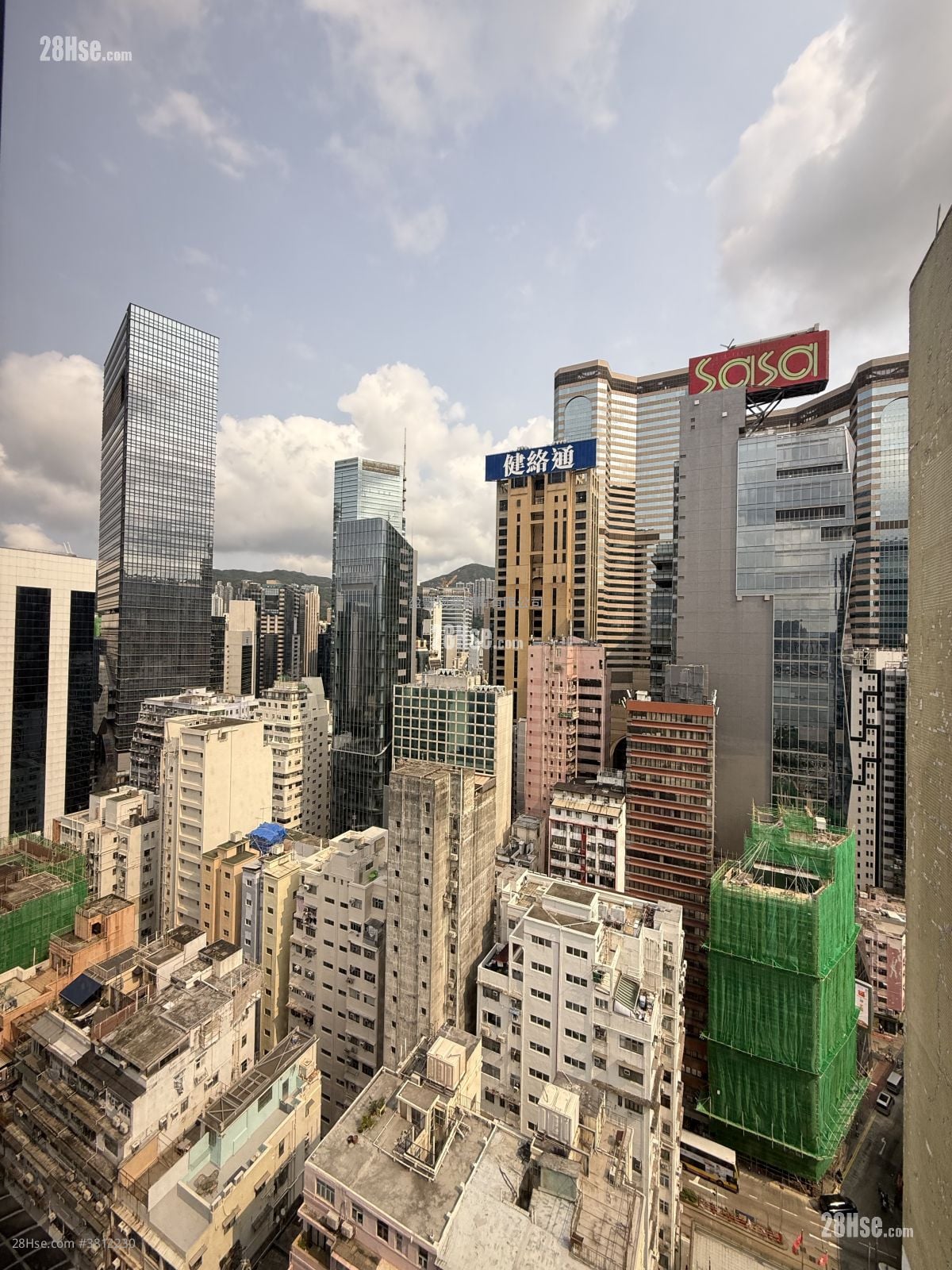 駱克大廈 售盤 2 房 , 1 浴室 552 平方呎