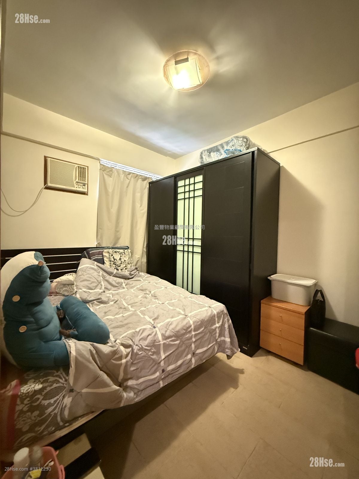 駱克大廈 售盤 2 房 , 1 浴室 552 平方呎