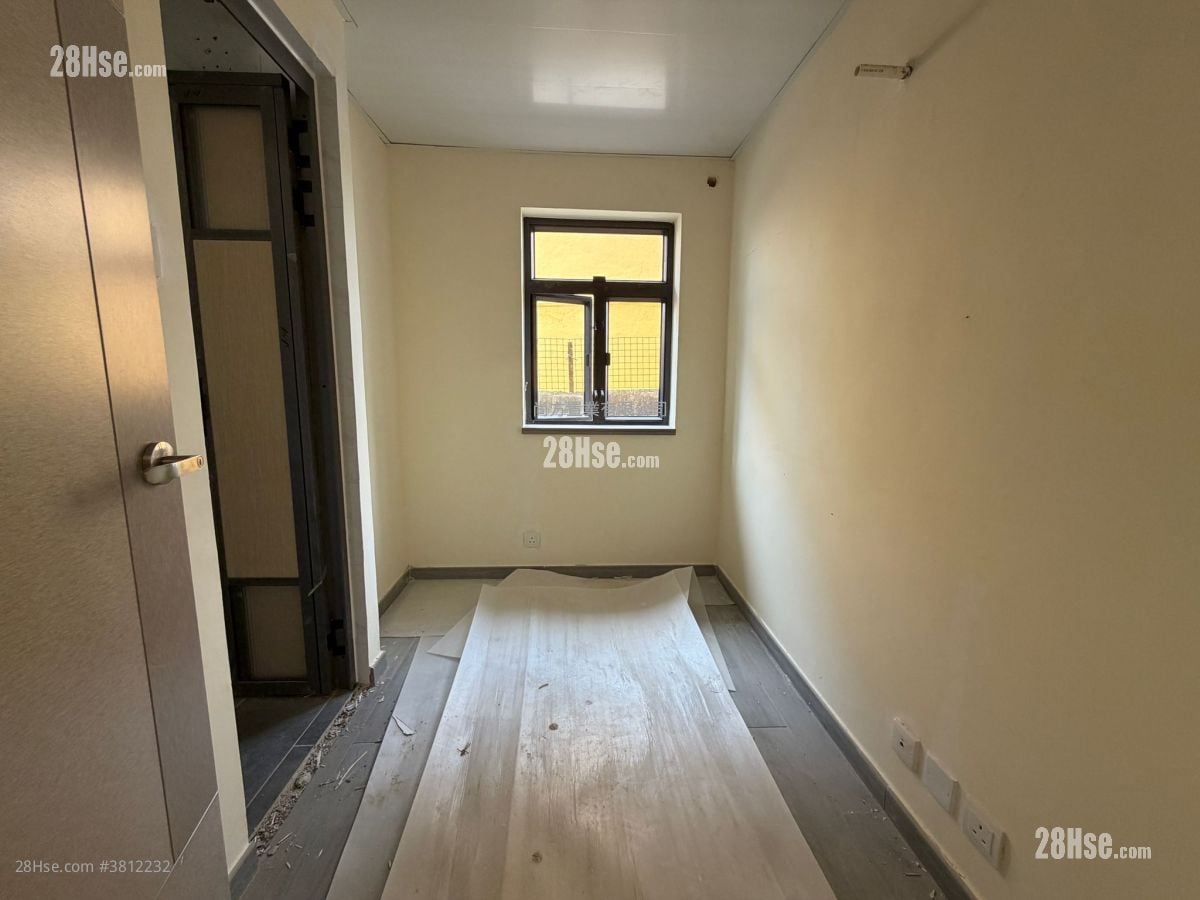 Village Sell 3 Bedrooms , 1 Bathroom 700 ft²