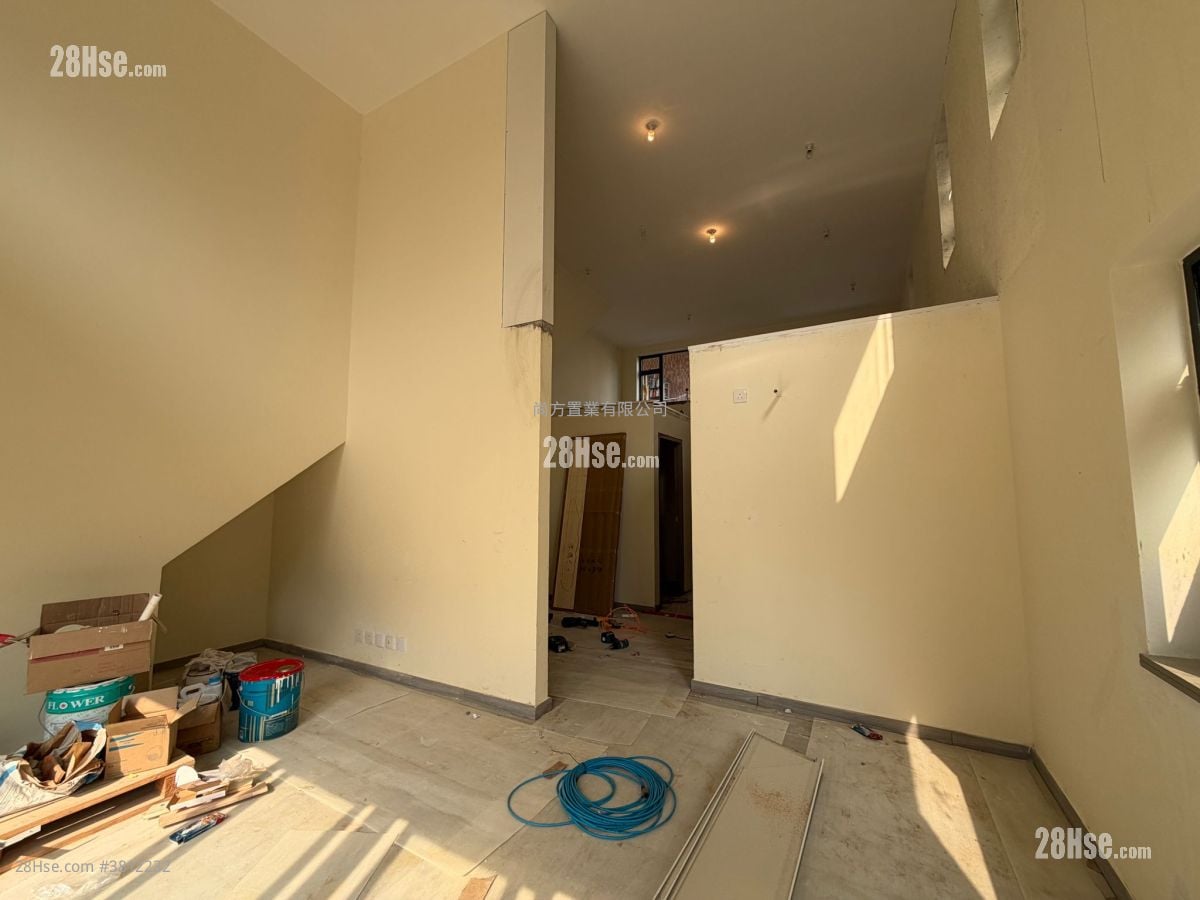 Village Sell 3 Bedrooms , 1 Bathroom 700 ft²