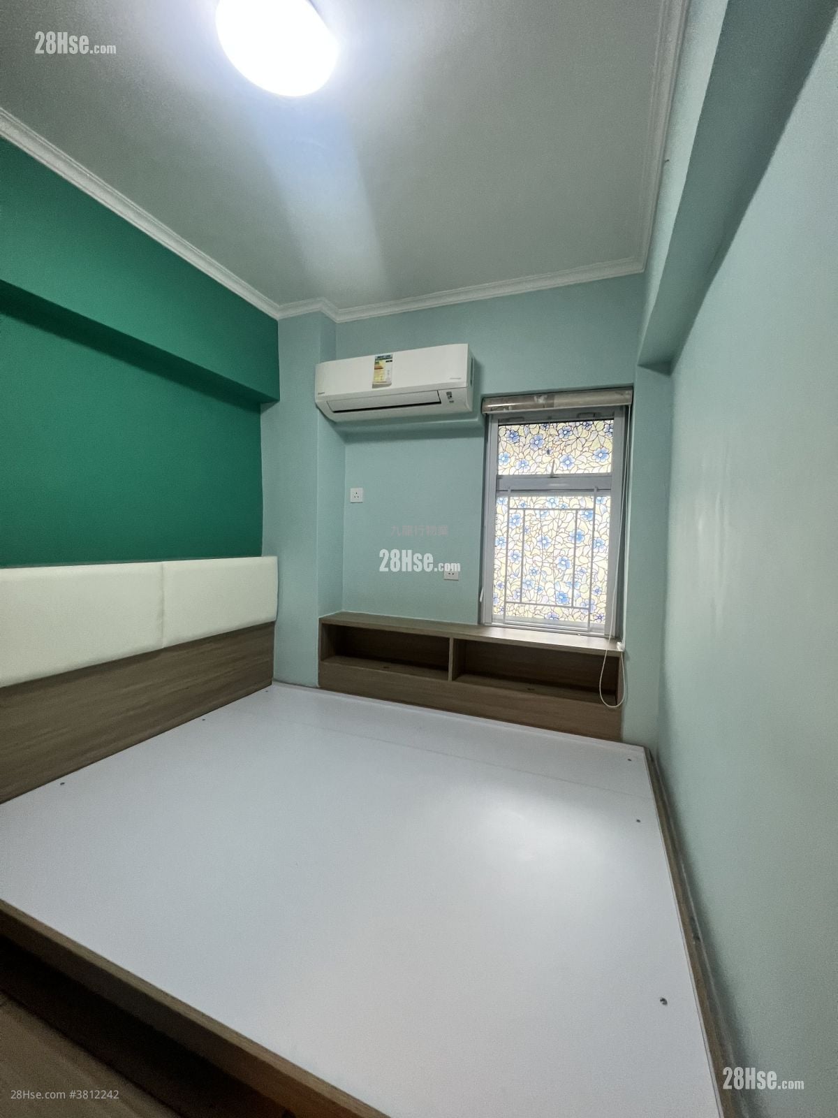 Tong Sing Mansion Rental 300 ft²