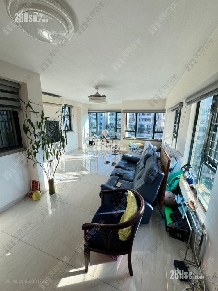 Dawning Views Sell 4 Bedrooms , 2 Bathrooms 1,074 ft²