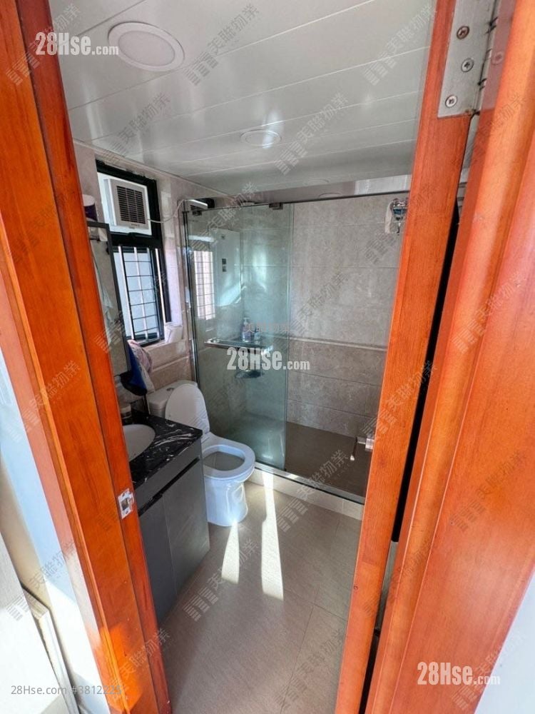 Dawning Views Sell 4 Bedrooms , 2 Bathrooms 1,074 ft²