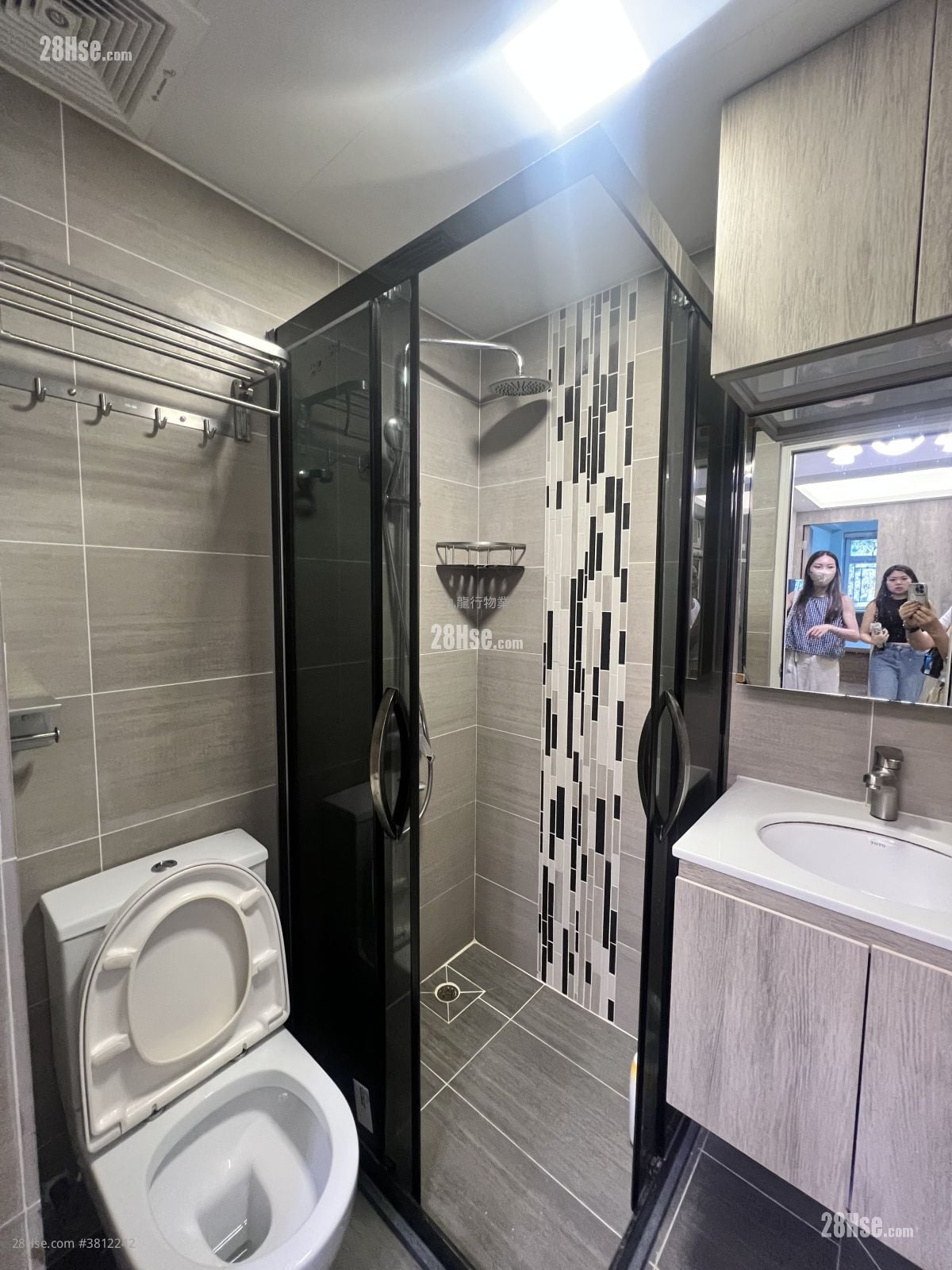 Tong Sing Mansion Rental 300 ft²