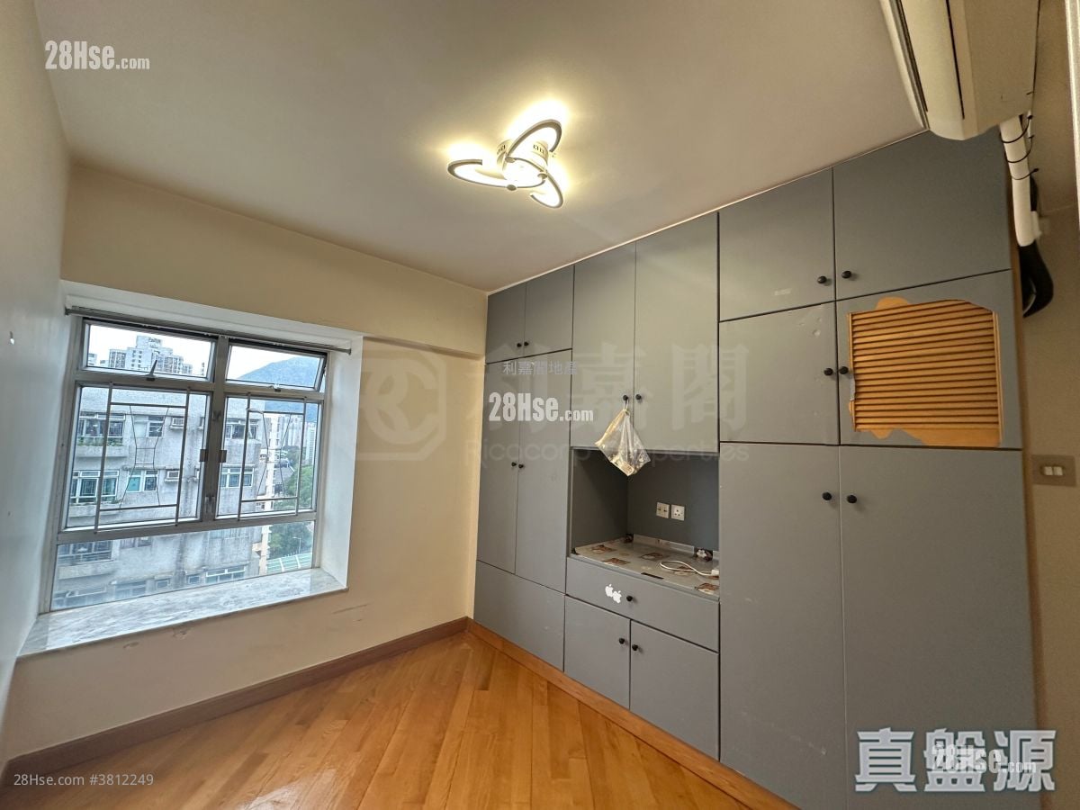 Rainbow Garden Sell 3 Bedrooms , 2 Bathrooms 651 ft²