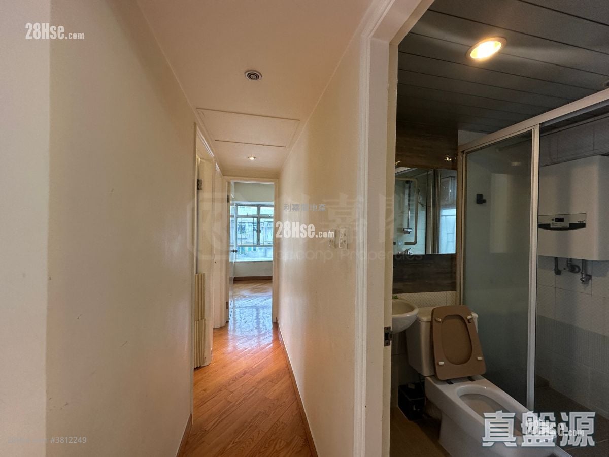 Rainbow Garden Sell 3 Bedrooms , 2 Bathrooms 651 ft²