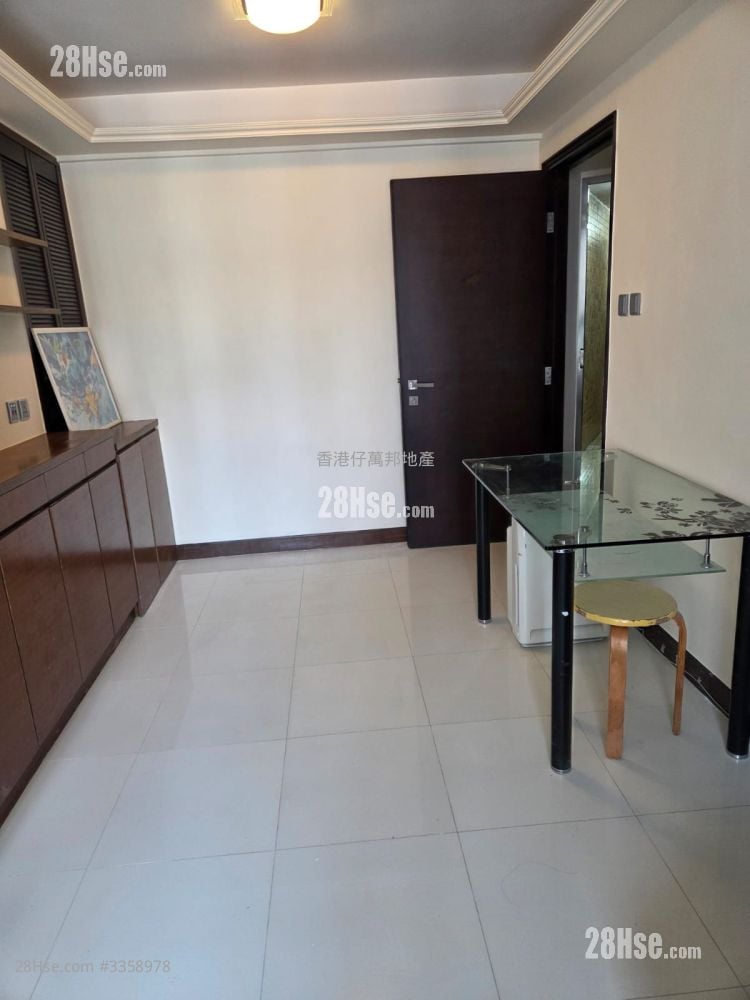 香港仔中心 租盘 2 房 438 平方尺