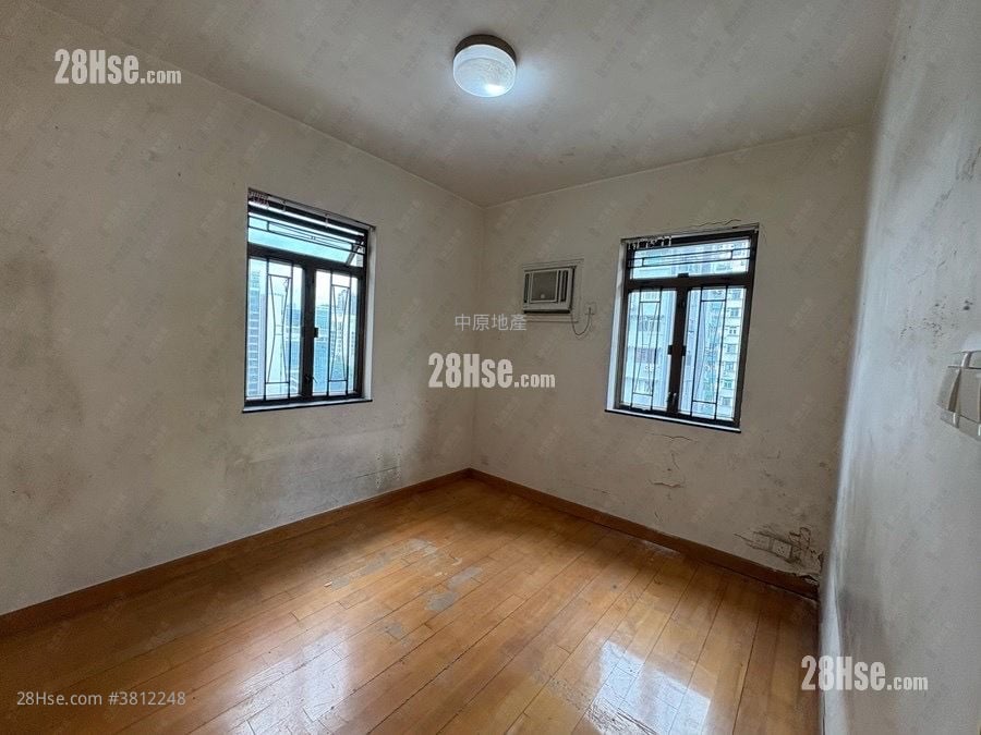 Princess Terrace Sell 3 Bedrooms , 2 Bathrooms 1,073 ft²