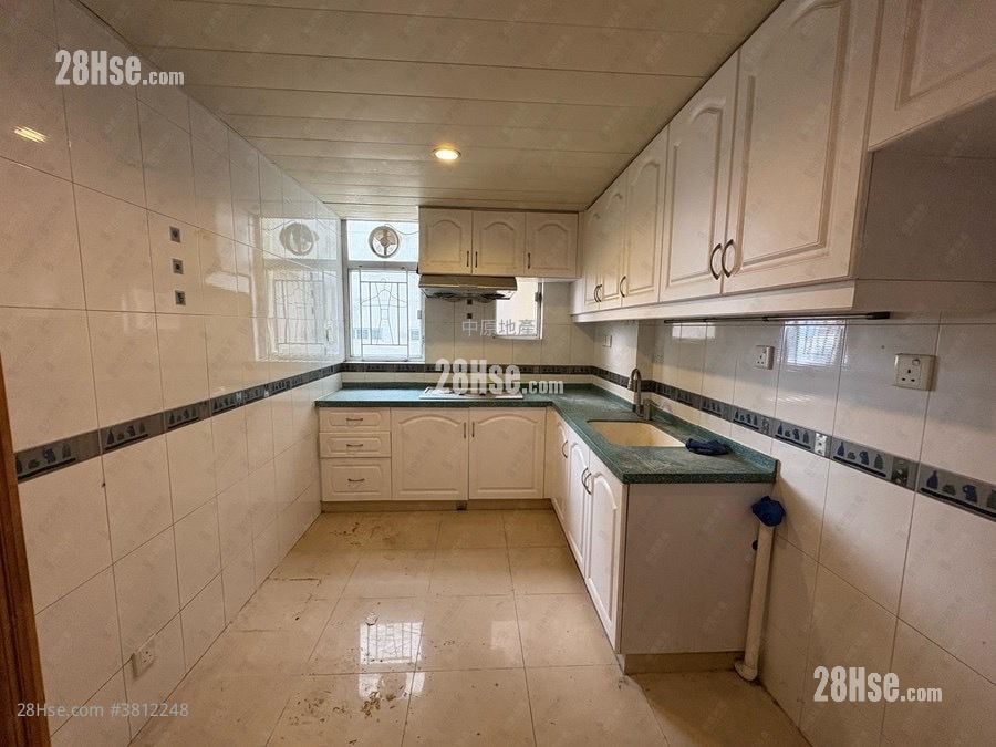 Princess Terrace Sell 3 Bedrooms , 2 Bathrooms 1,073 ft²