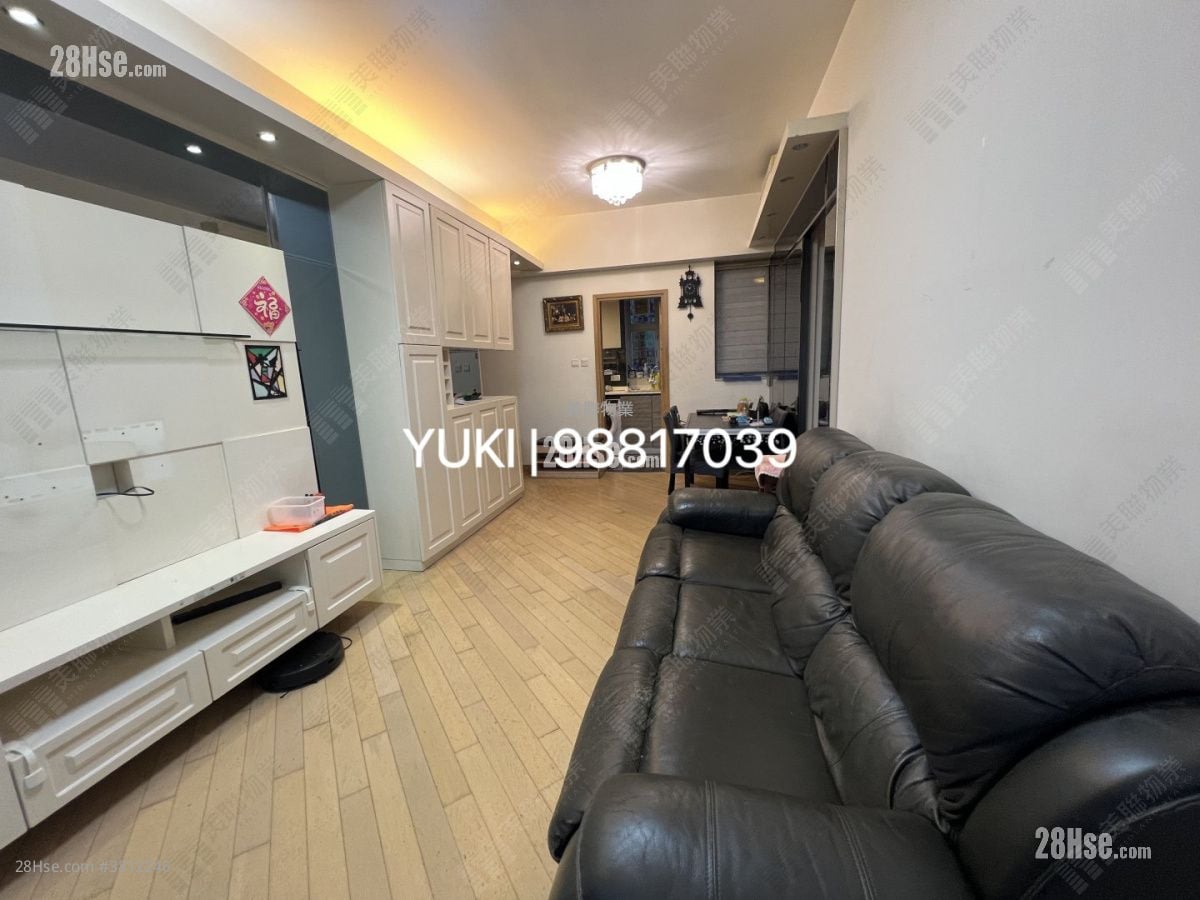 The Riverpark Rental 3 Bedrooms , 2 Bathrooms 720 ft²